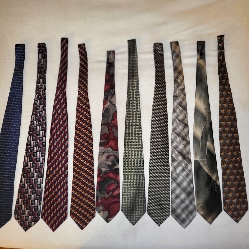 Lot of 10 100% Brand Name Silk Ties, Excellent Condition